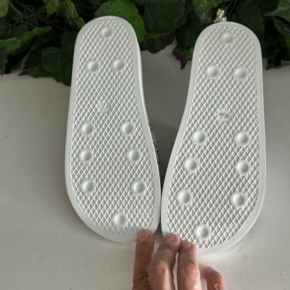 Adidas Mens Slide Sandals With Black & White Polka Dot Straps Size 8 - Picture 6 of 7